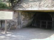 『南崖の洞窟』　写真